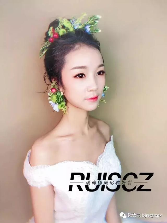 經(jīng)典的鮮花新娘，居然也有N種打開方式！