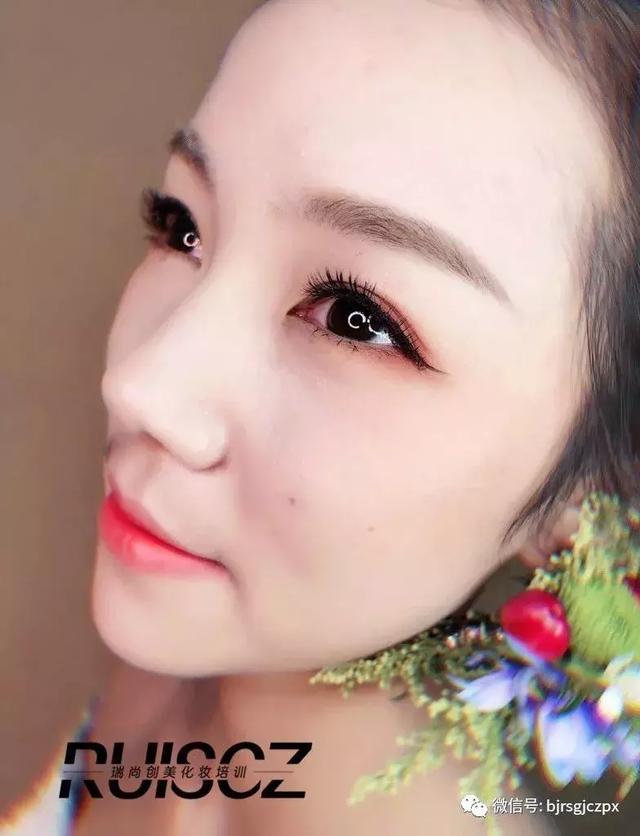 經(jīng)典的鮮花新娘，居然也有N種打開方式！