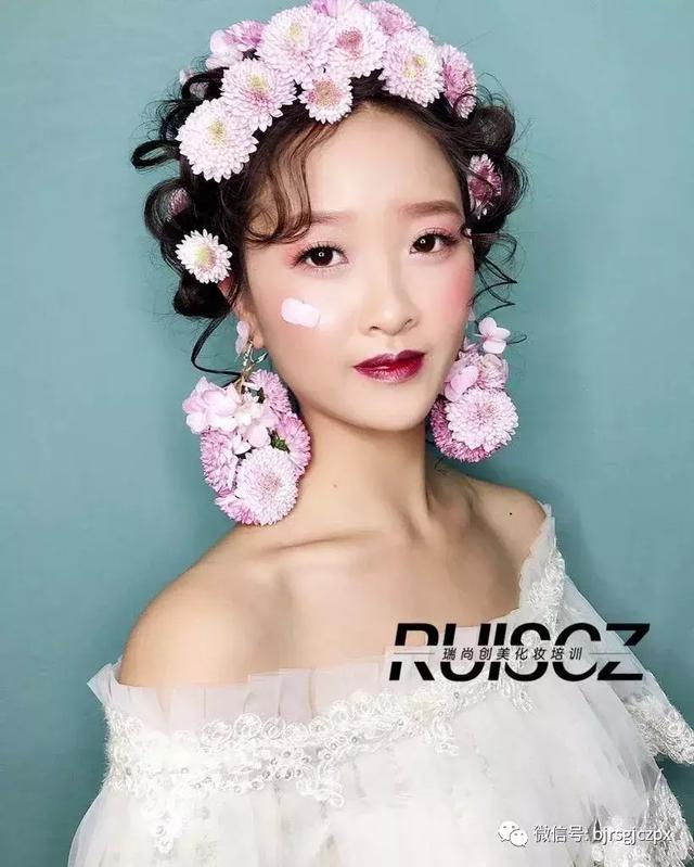 經(jīng)典的鮮花新娘，居然也有N種打開方式！