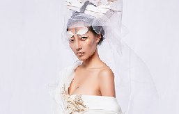 23歲學(xué)化妝晚嗎？23歲開始學(xué)化妝有些晚了嗎？