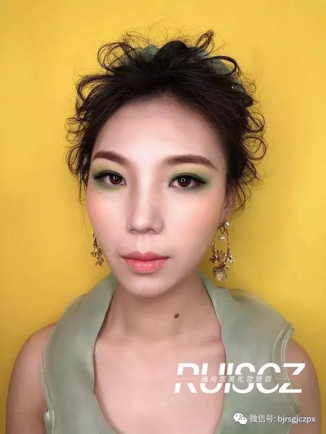 今日開課 | 春夏概念妝，玩轉(zhuǎn)色彩美學(xué)