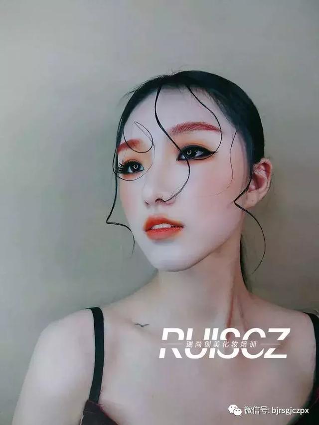 春夏妝容主旋律，活力橘調(diào)“妝”出時(shí)尚感！