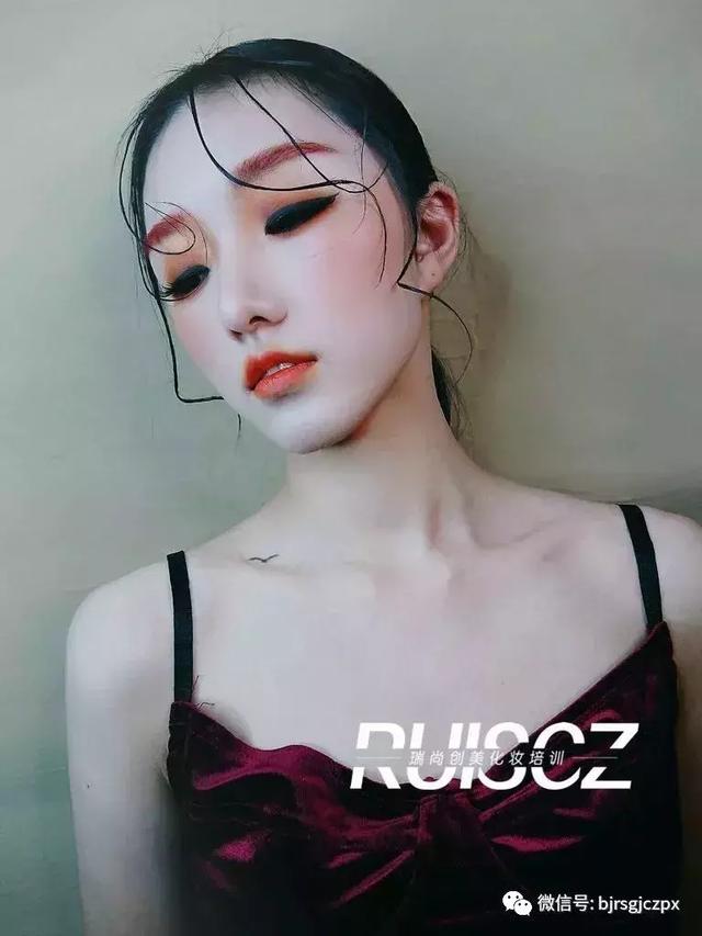 春夏妝容主旋律，活力橘調(diào)“妝”出時(shí)尚感！