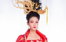 想學(xué)彩妝怎么學(xué)？如何能學(xué)會彩妝？