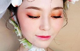 女生學什么好？女生學彩妝好么？