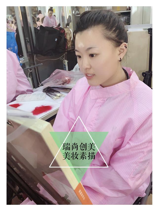 美妝素描 | 零基礎(chǔ)輕松入門，讓靈感“躍然紙上”！