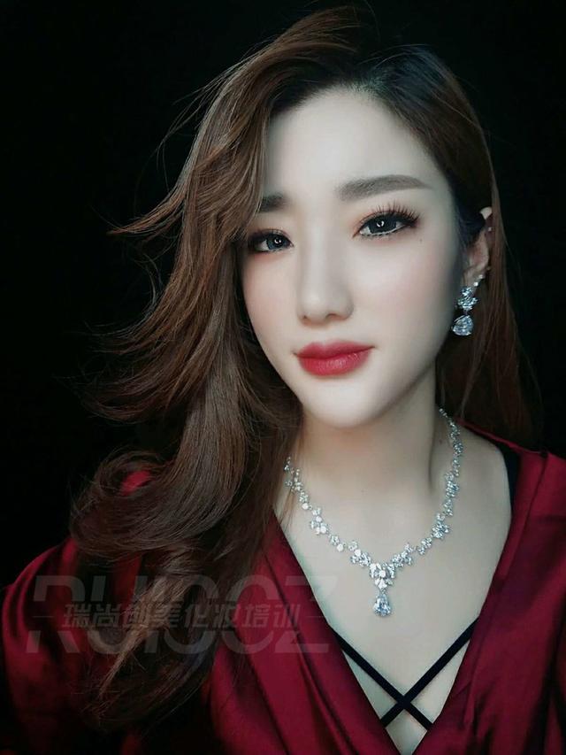 心機(jī)紅毯妝，打造屬于你的名媛style