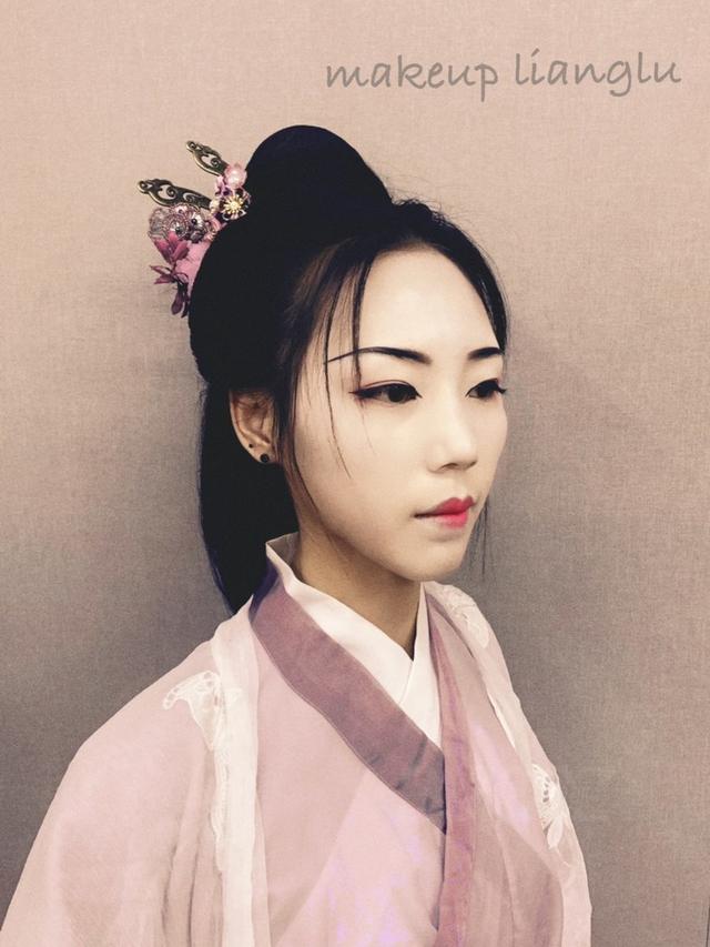 影視化妝師這條路，不止造型這么簡單！