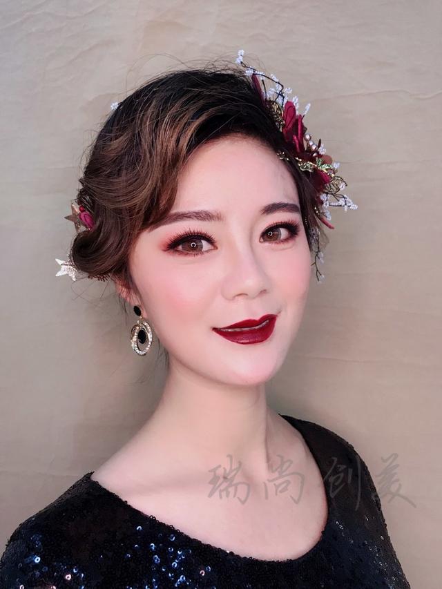 化妝師「入坑」指南！零基礎(chǔ)學(xué)化妝兩個月成果展示