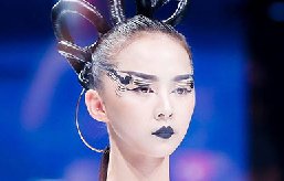 學(xué)化妝就業(yè)好嗎？化妝工作好找嗎？