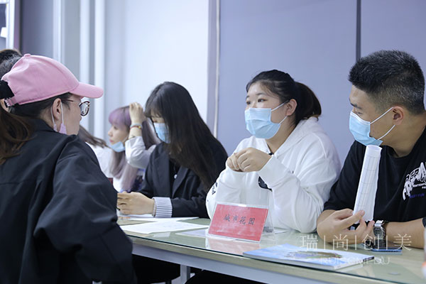 歷經(jīng)2020個(gè)小時(shí)的等待，終于迎來(lái)了瑞尚創(chuàng)美畢業(yè)生校企雙選會(huì)！