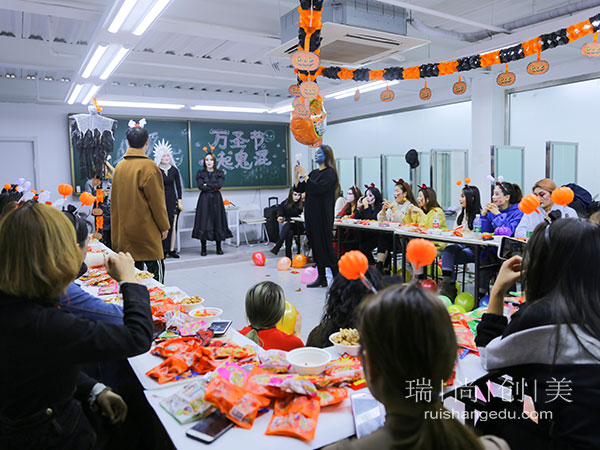 那些驚艷的萬圣節(jié)COS妝容，居然玩出這么多花樣
