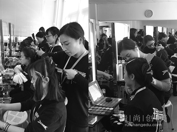 對(duì)不起，這五類(lèi)人群不適合自學(xué)化妝